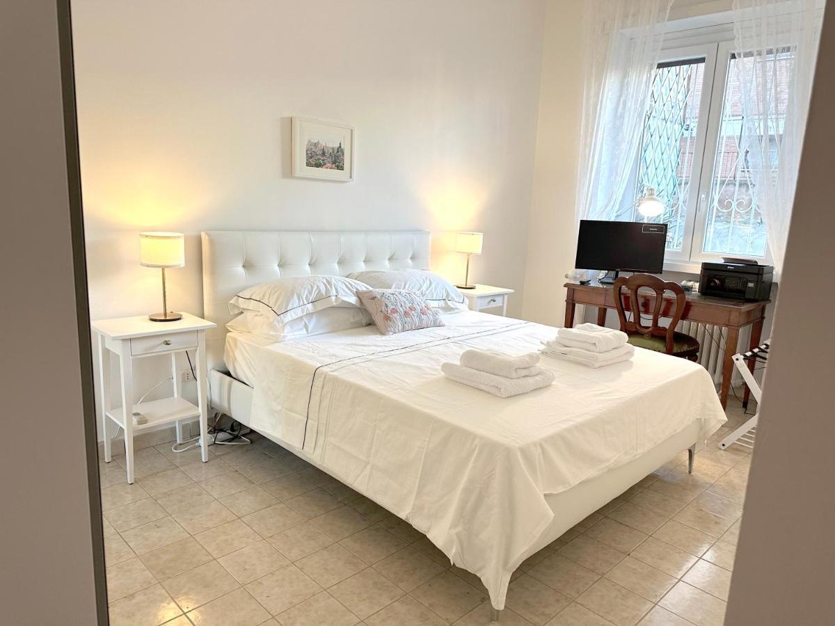 Royal Domus Of Rome Apartment ภายนอก รูปภาพ